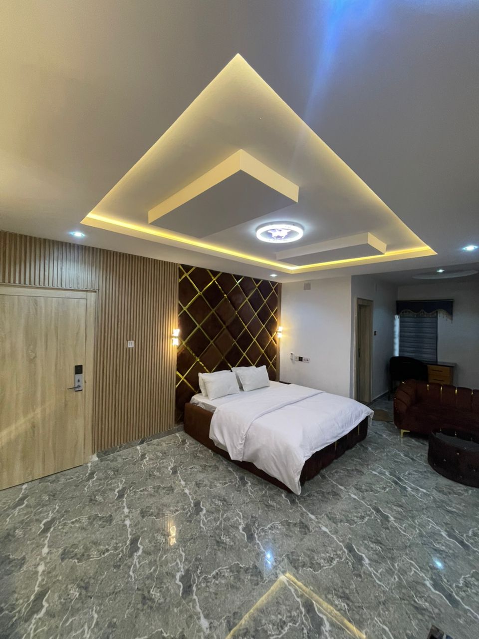 Crystal studio suite at Oak Haven